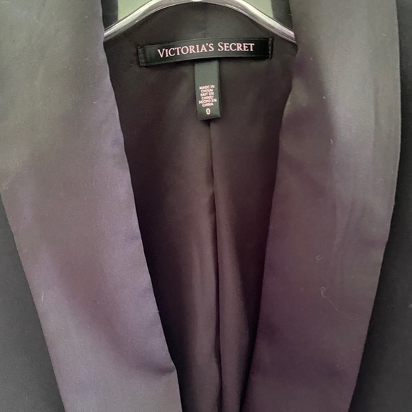 Victoria secret silk lined blazer (no longer sold) - Picture 4 of 9